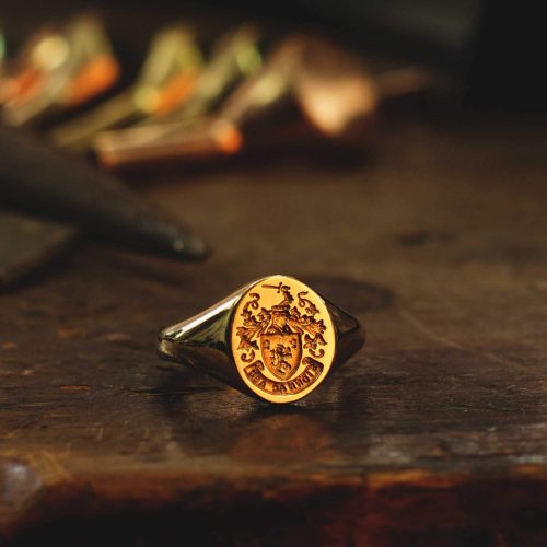 Oval signet ring engraved with Coat of Arms-Signets and Cyphers