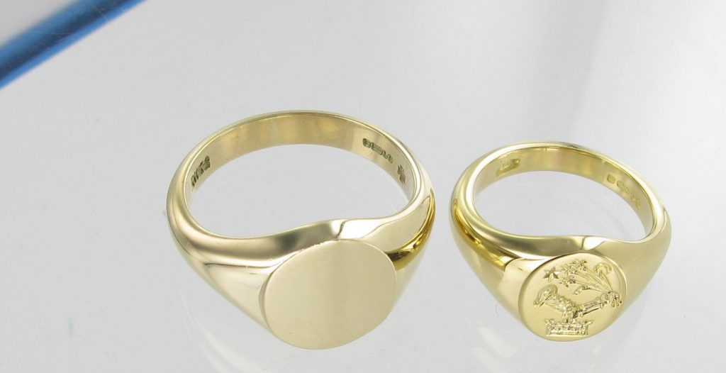 Gold Signet Rings