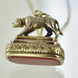 Large Cornelian Seal pendant stamp featuring a dog.