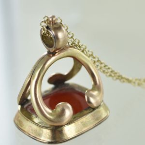 Large rectangular cornelian seal pendant with coat of arms